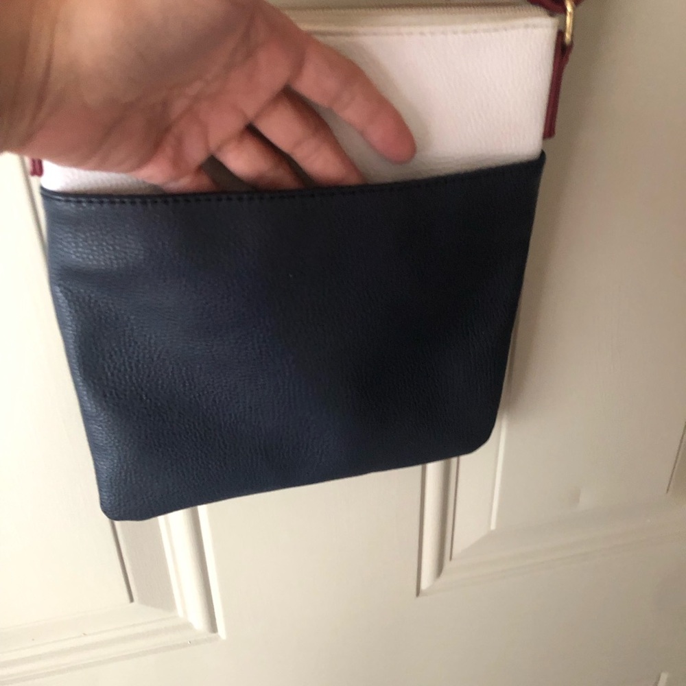 TOMMY HILFIGER CROSSBODY - Picture 6 of 10